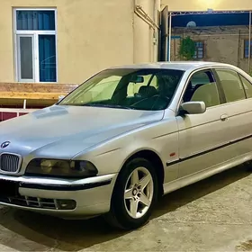 BMW E39 1999