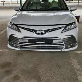 Toyota Camry 2022