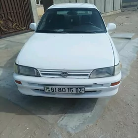 Toyota Corolla 1992