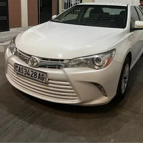 Toyota Camry 2017