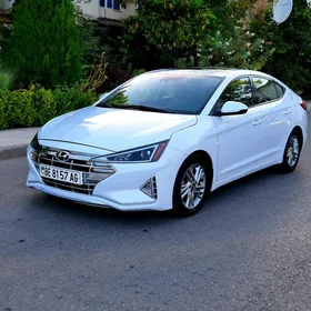 Hyundai Elantra 2020