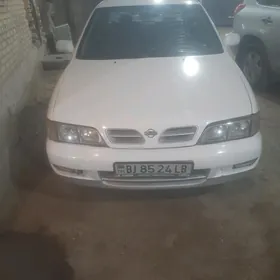 Nissan Primera 1998