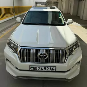 Toyota Land Cruiser Prado 2011