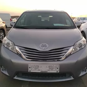 Toyota Sienna 2015