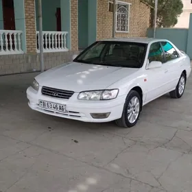 Toyota Camry 1999