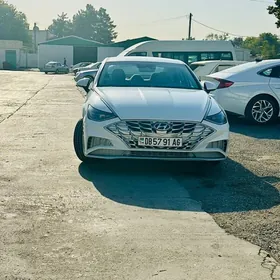 Hyundai Sonata 2022