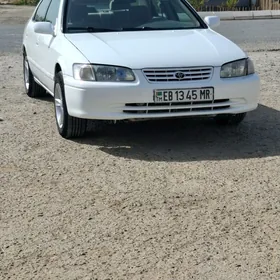 Toyota Camry 1999