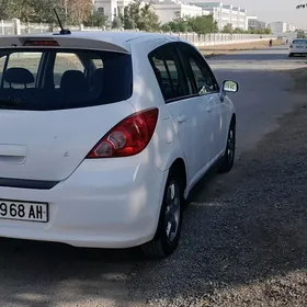 Nissan Versa 2010