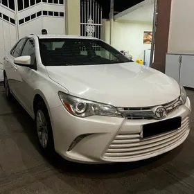 Toyota Camry 2017