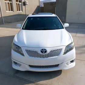 Toyota Camry 2011