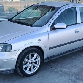 Opel Astra 2003