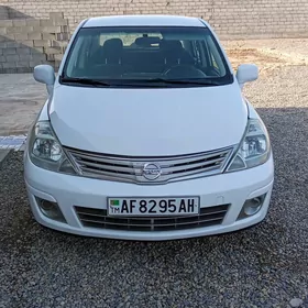 Nissan Versa 2010