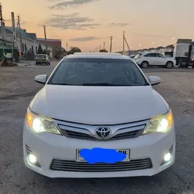 Toyota Camry 2013