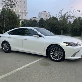 Lexus ES 350 2020