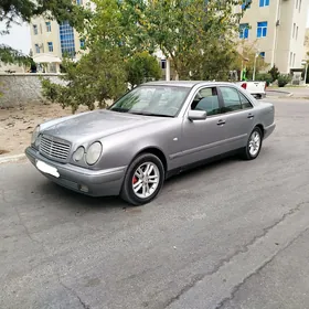 Mercedes-Benz E-Class 1999