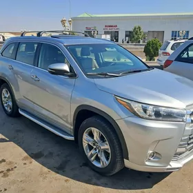 Toyota Highlander 2018