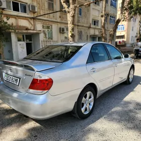 Toyota Camry 2005