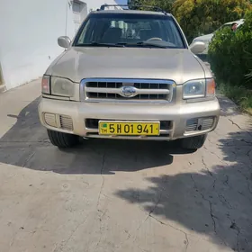 Nissan Pathfinder 2002