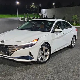 Hyundai Elantra 2021