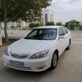 Toyota Camry 2004