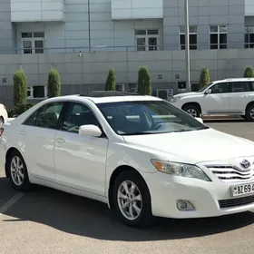 Toyota Camry 2010