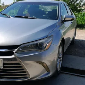 Toyota Camry 2016