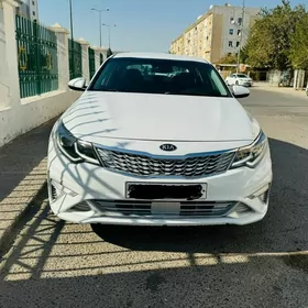 Kia Optima 2020