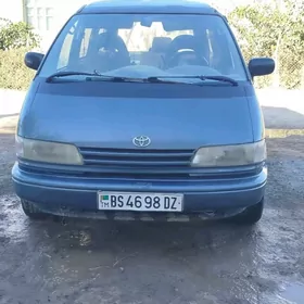 Toyota Previa 1991