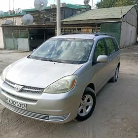 Toyota Sienna 2005