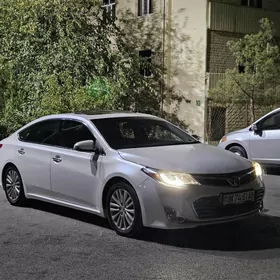 Toyota Avalon 2013