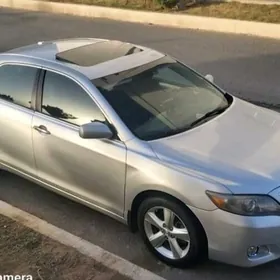 Toyota Camry 2010