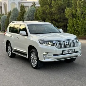 Toyota Land Cruiser Prado 2023