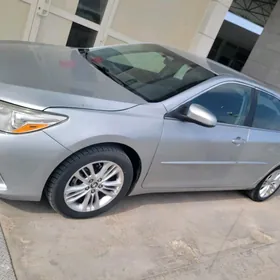 Toyota Camry 2016