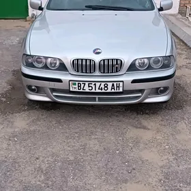 BMW E39 2000