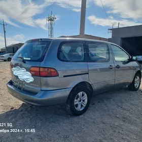 Toyota Sienna 1998