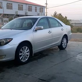 Toyota Camry 2005