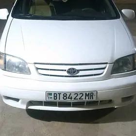 Toyota Sienna 2002