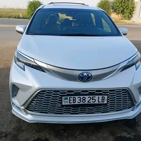 Toyota Sienna 2020