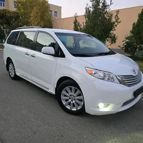 Toyota Sienna 2017