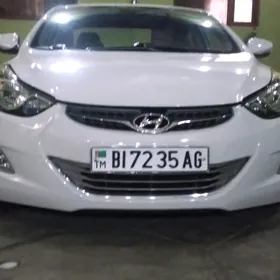 Hyundai Elantra 2011