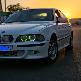 BMW E39 2000