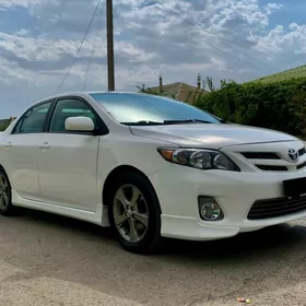 Toyota Corolla 2012