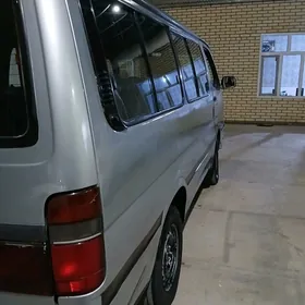 Toyota Hiace 1994