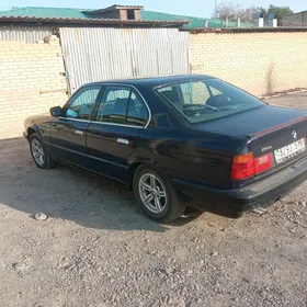 BMW 525 1989