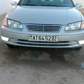 Toyota Camry 1998