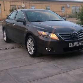 Toyota Camry 2010