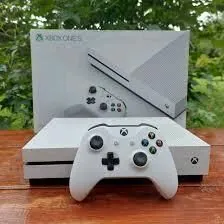 XBOX ONE S 500 GB GYSSAGLY