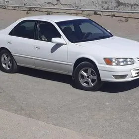 Toyota Camry 1998