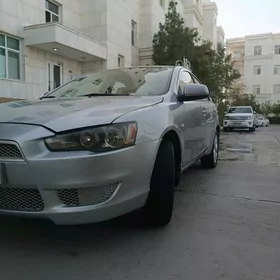 Mitsubishi Lancer 2014