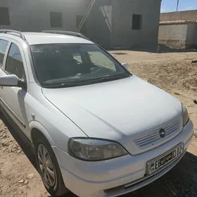 Opel Astra 2000